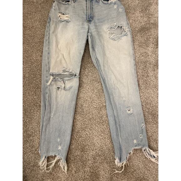 Abercrombie & Fitch High Rise Distressed Raw Hem Mom Jean, 4R (27) - Picture 2 of 7